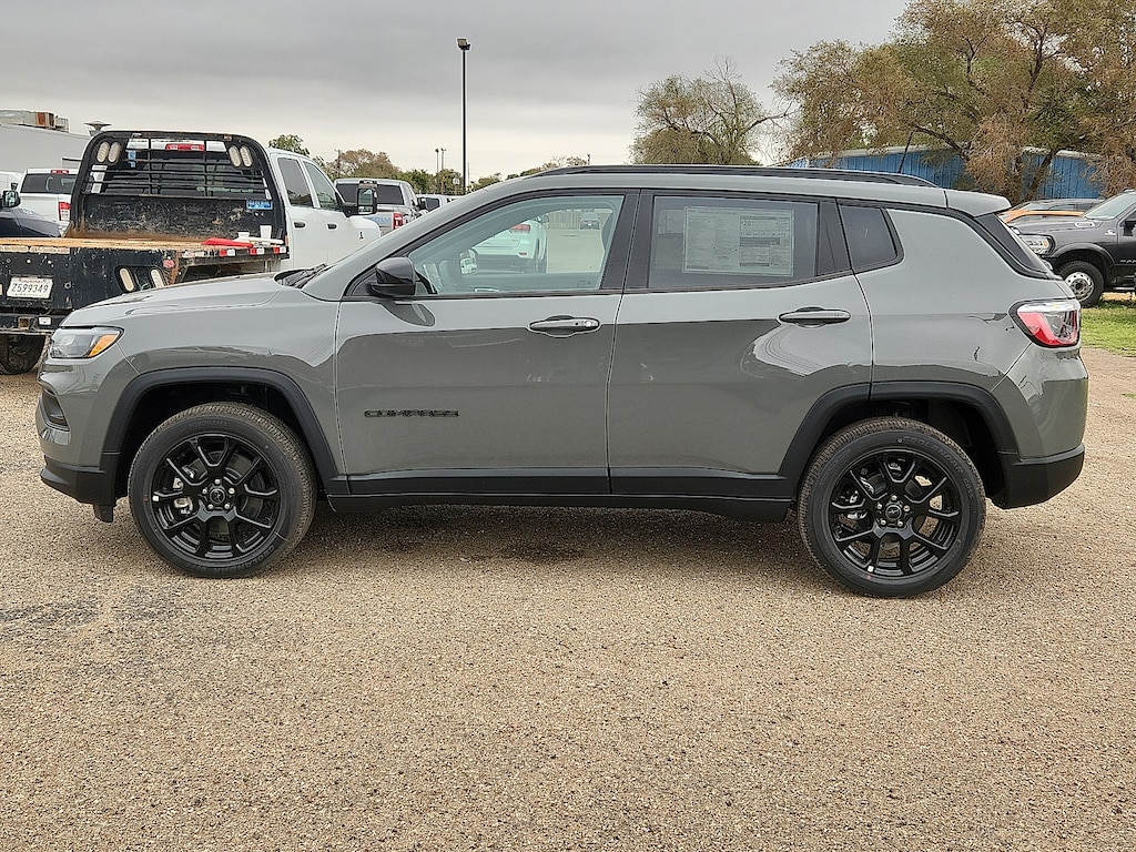 New 2026 Jeep Compass LATITUDE ALTITUDE 4X4 Sport Utility