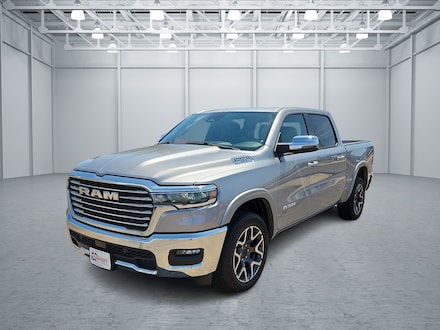 2025 RAM 1500 Laramie 4x4 Crew Cab 144.5 in. WB 2025 RAM 1500 Laramie 4x4 Crew Cab 144.5 in. WB
