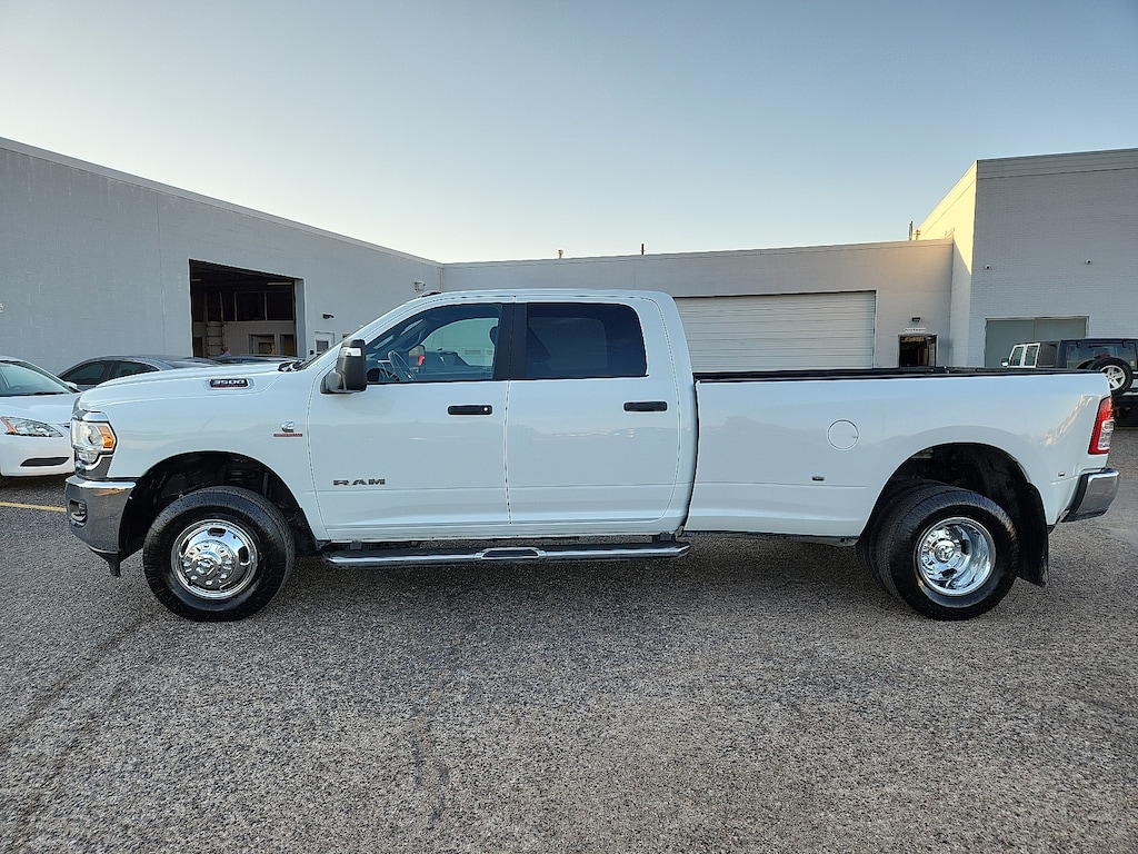Used 2024 RAM 3500 Big Horn 4x4 Crew Cab 8 ft. box 169.5 in. WB