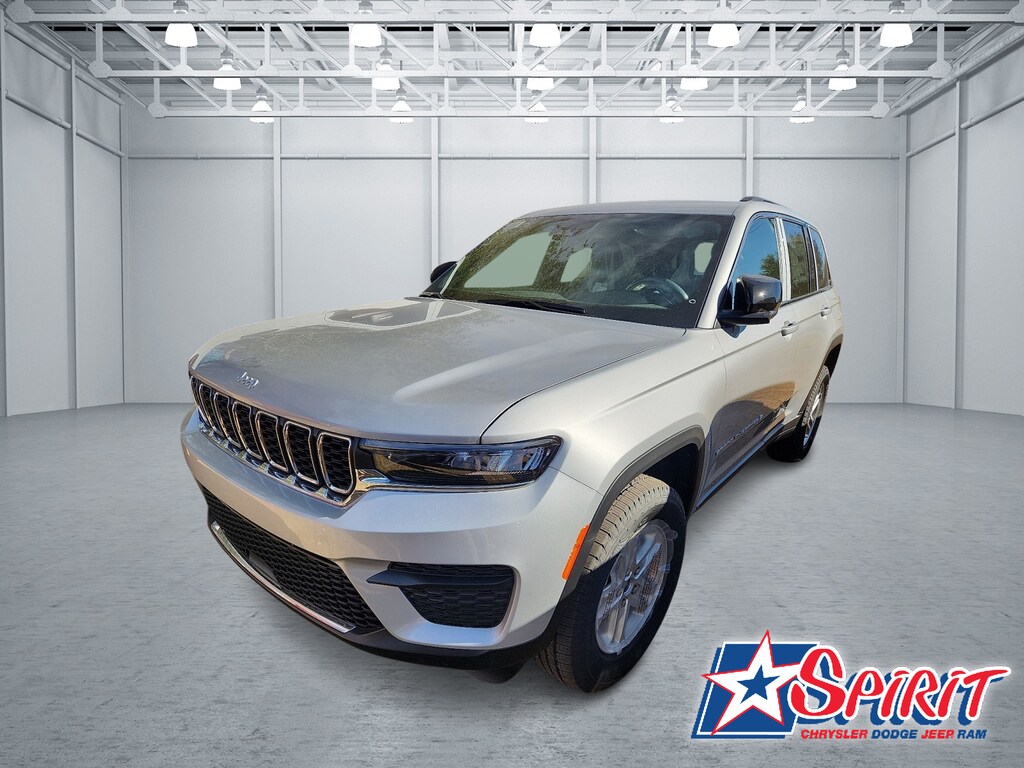 New 2025 Jeep Grand Cherokee LAREDO 4X2 Sport Utility