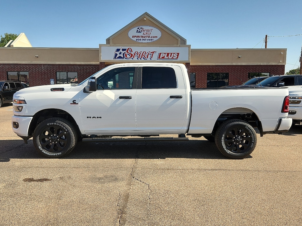 New 2026 Ram 2500 LONE STAR CREW CAB 4X4 6'4 BOX Pickup