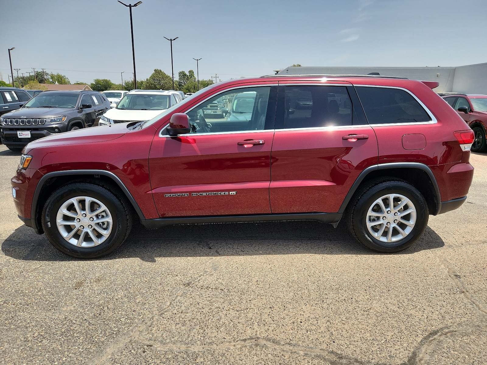 Used 2022 Jeep Grand Cherokee WK Laredo X with VIN 1C4RJEAG2NC128646 for sale in Lubbock, TX