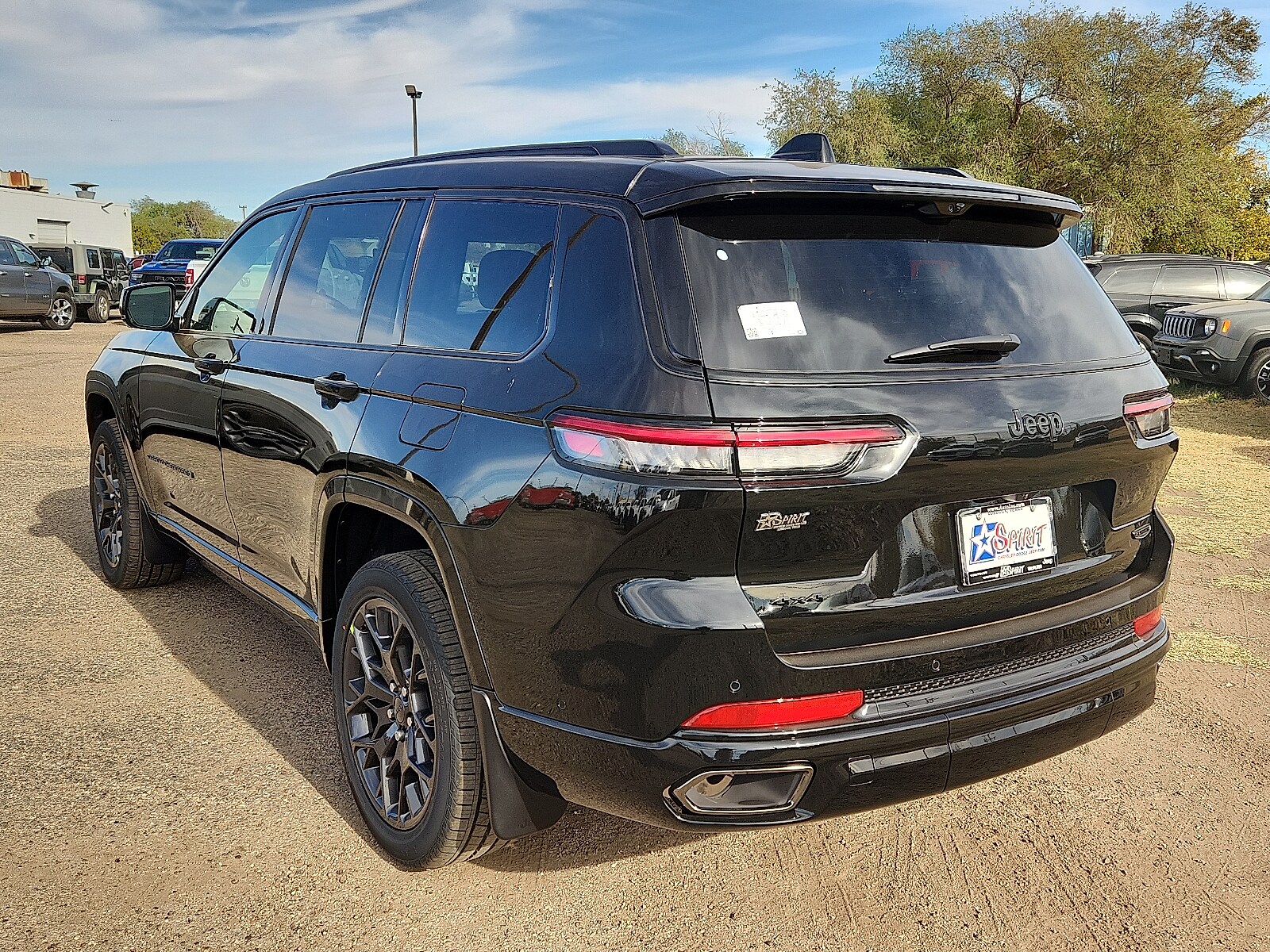2025 Jeep Grand Cherokee L Summit Reserve photo 2