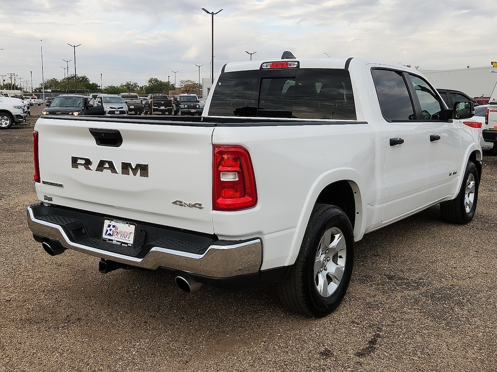 Used 2025 RAM 1500 Big Horn/Lone Star 4x4 Crew Cab 144.5 in. WB
