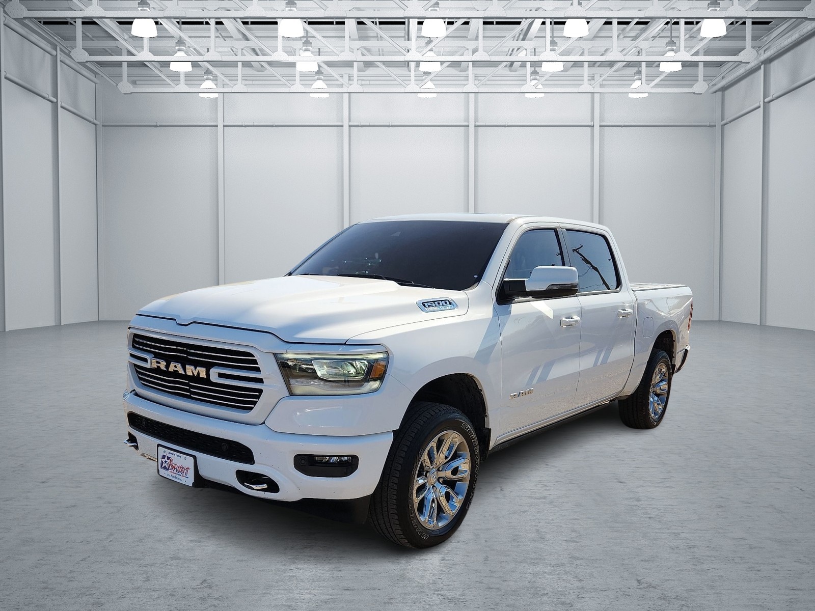 2024 RAM 1500 Laramie 4x4 Crew Cab 5'7's photo