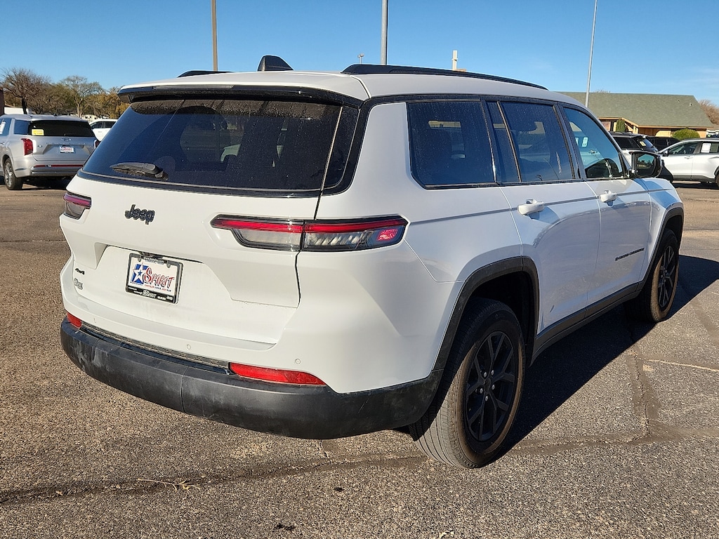 Used 2024 Jeep Grand Cherokee L Altitude 4x4
