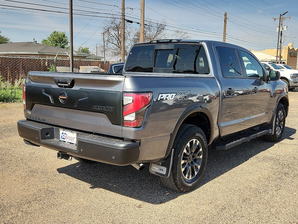 Used 2021 Nissan Titan PRO-4X (A9) 4x4 Crew Cab 5.5 ft. box 139.8 in. WB