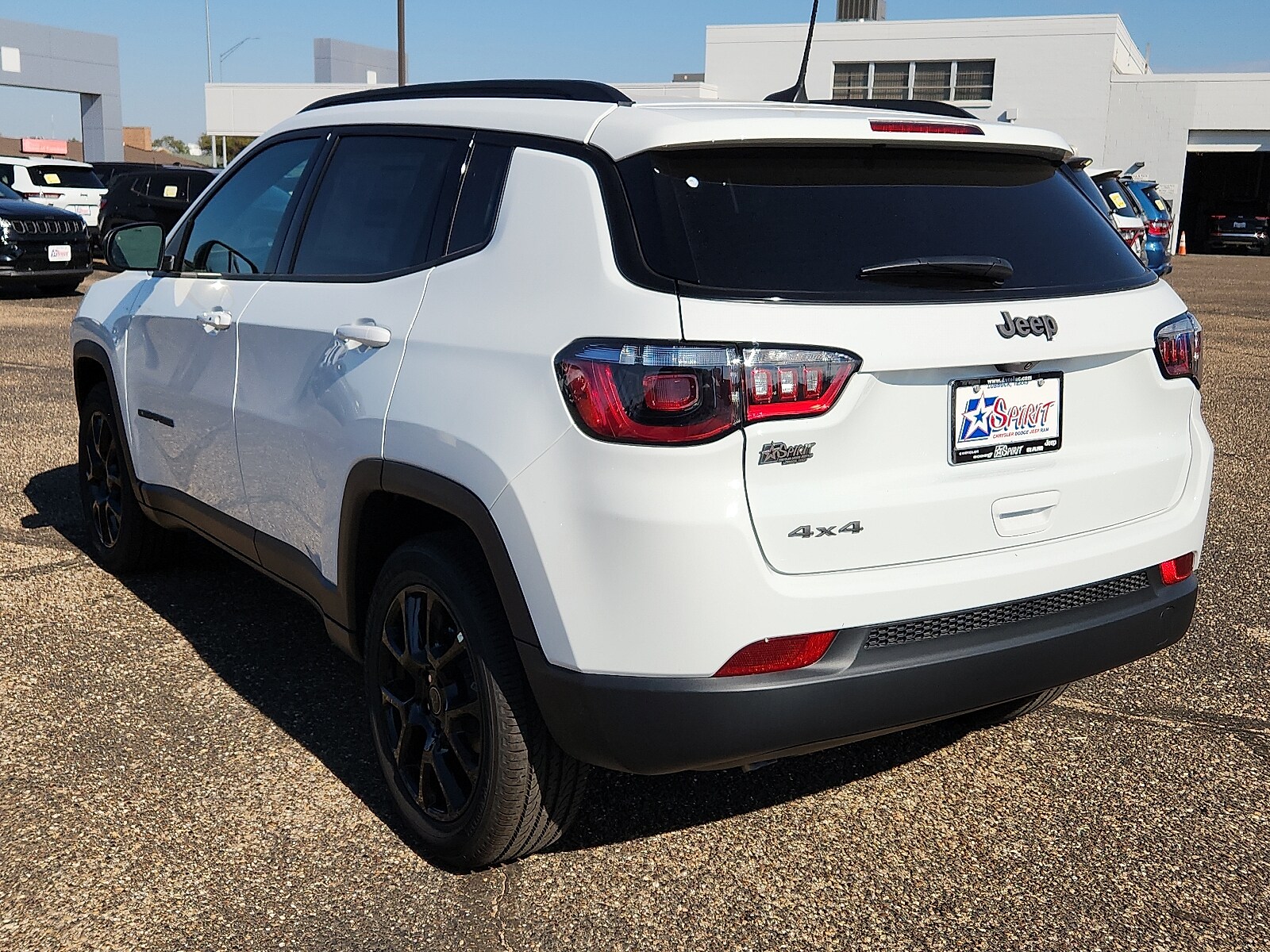 2026 Jeep Compass Latitude photo 3