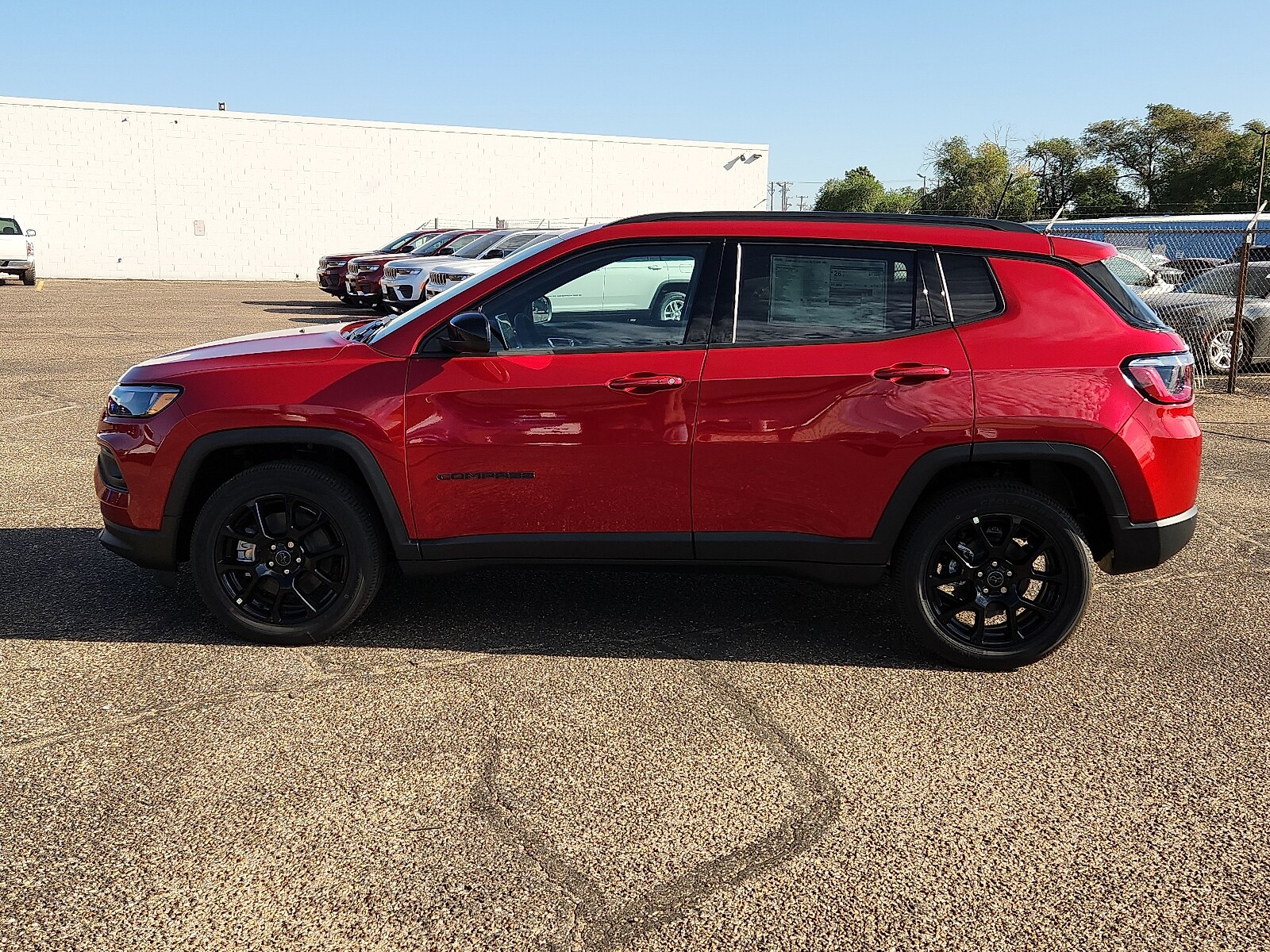 2026 Jeep Compass Latitude Altitude photo 2
