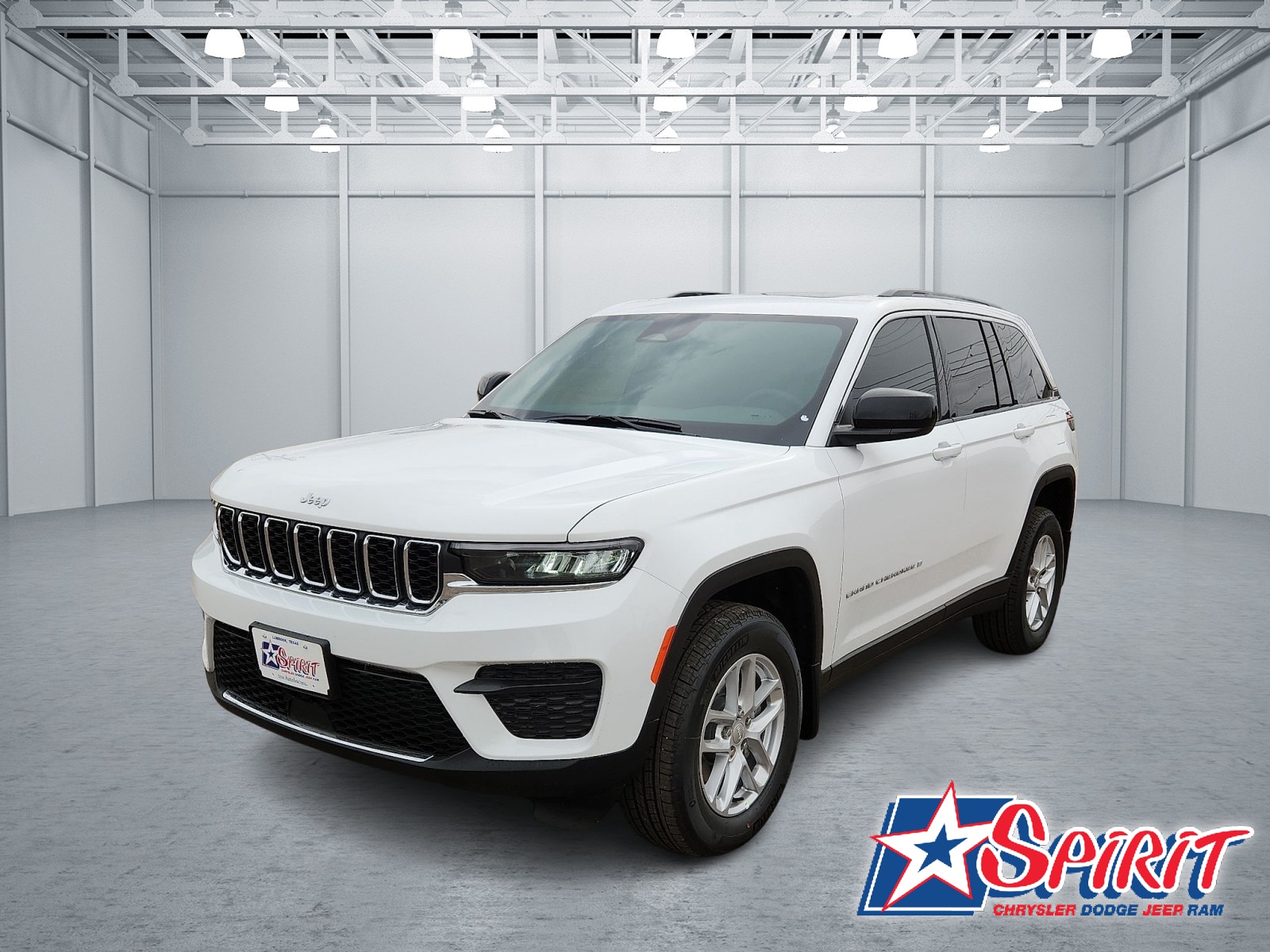 2025 Jeep Grand Cherokee Laredo's photo