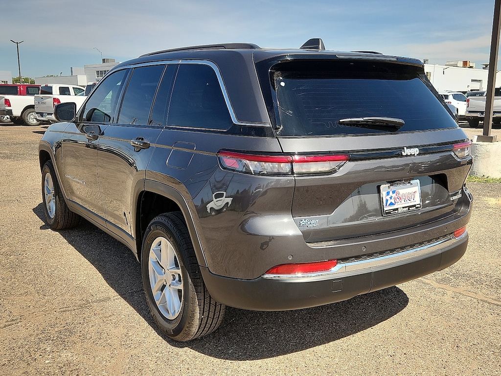 New 2026 Jeep Grand Cherokee LAREDO X 4X2 Sport Utility