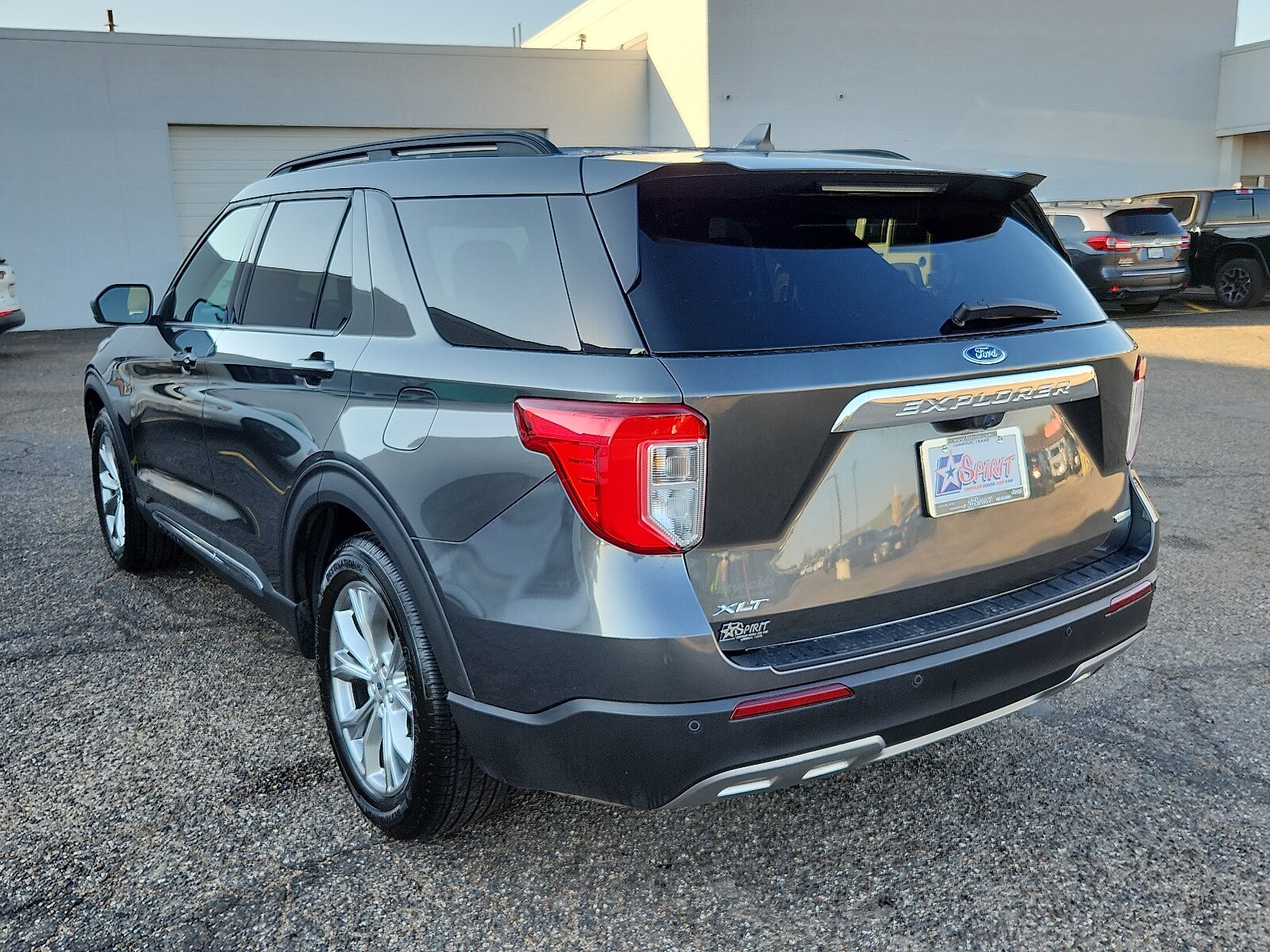 2020 Ford Explorer XLT photo 3