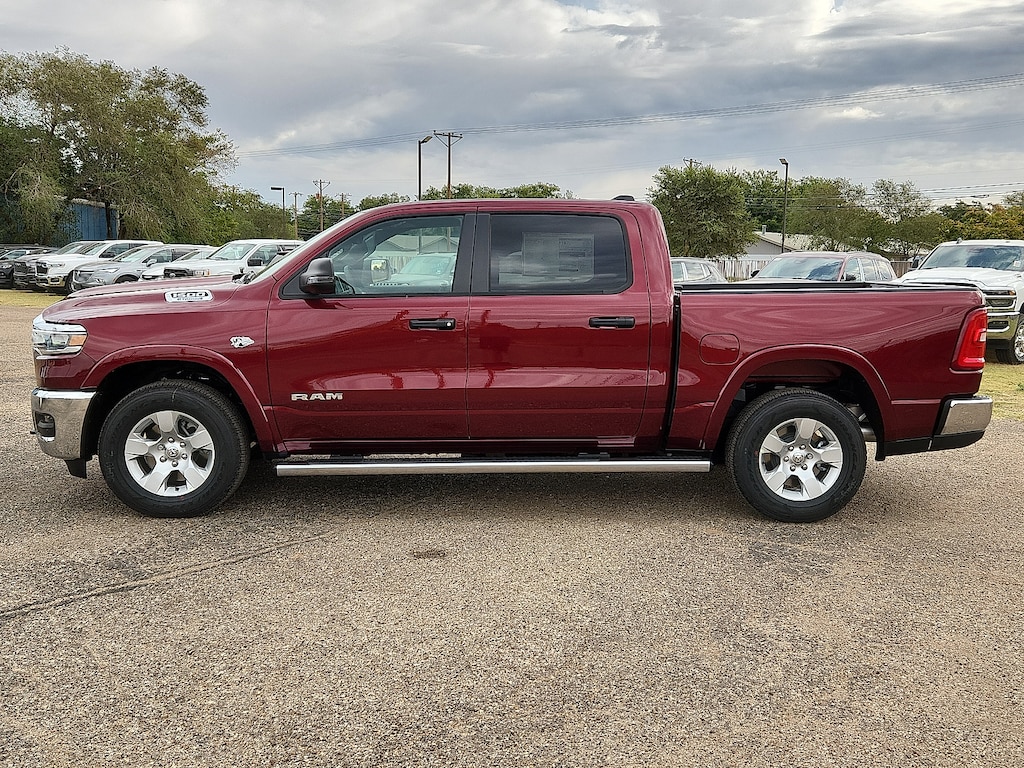 New 2026 Ram 1500 LONE STAR CREW CAB 4X4 5'7 BOX Pickup