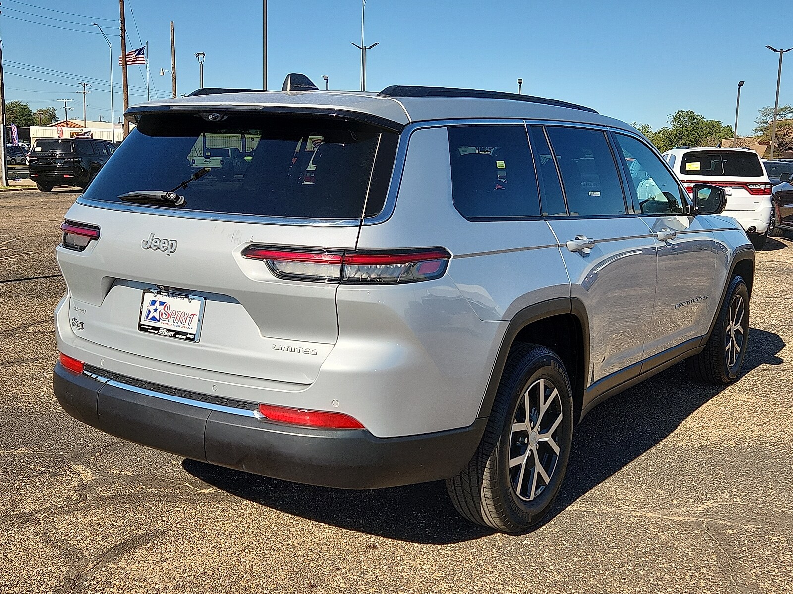 2024 Jeep Grand Cherokee Limited photo 4