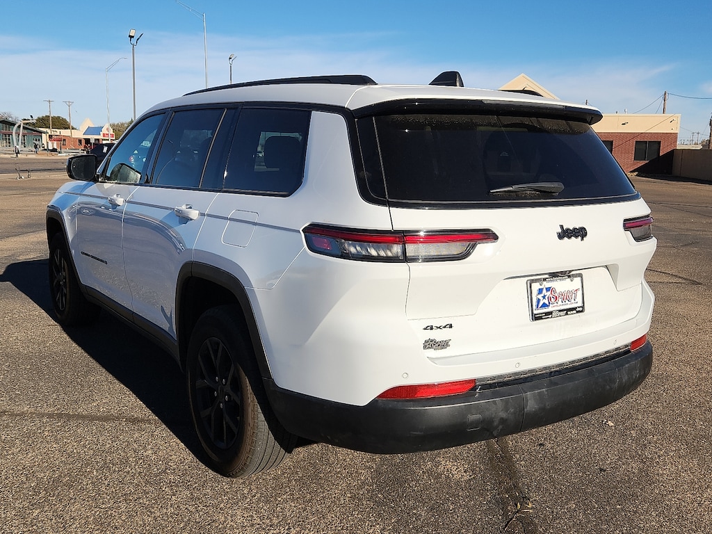 Used 2024 Jeep Grand Cherokee L Altitude 4x4