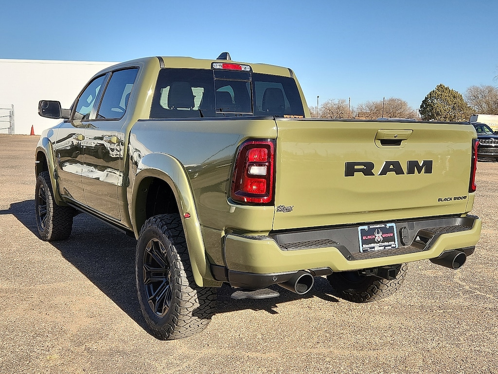 New 2026 Ram 1500 BIG HORN CREW CAB 4X4 5'7 BOX Pickup