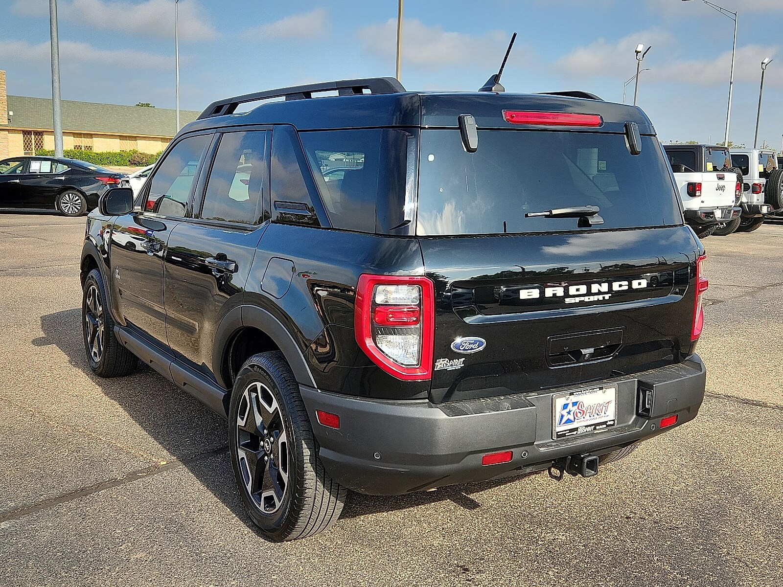 2023 Ford Bronco Sport Outer Banks photo 3