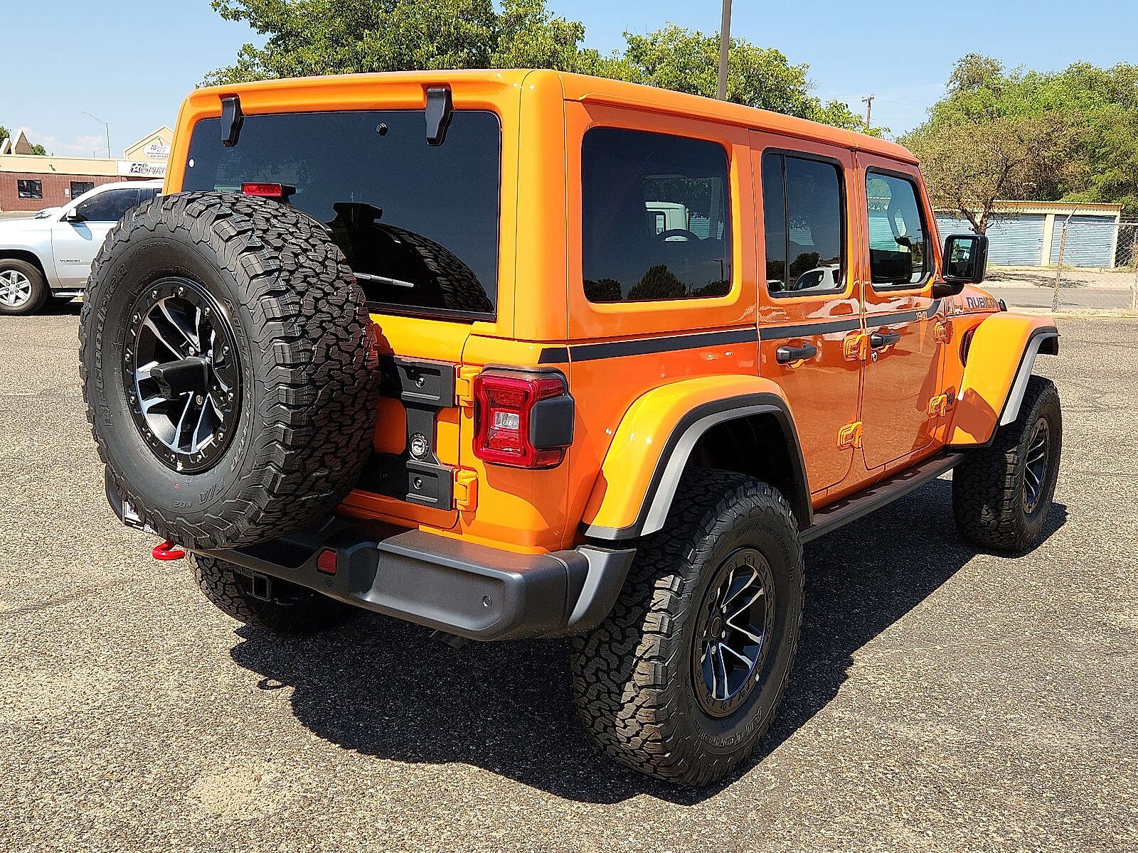 2025 Jeep Wrangler Rubicon photo 2