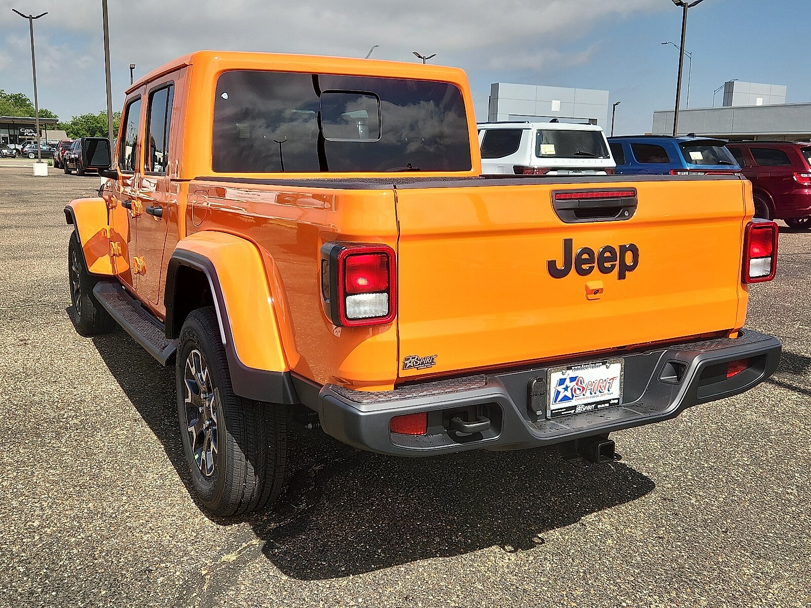 2025 Jeep Gladiator Sport S photo 3