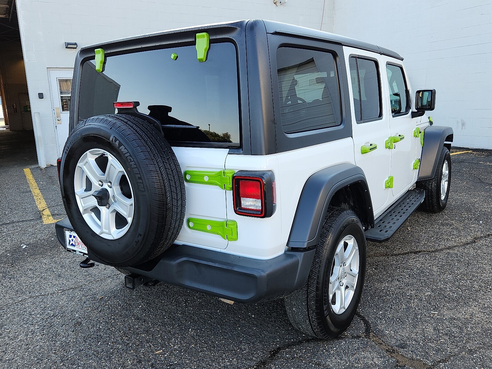 2023 Jeep Wrangler Sport photo 4