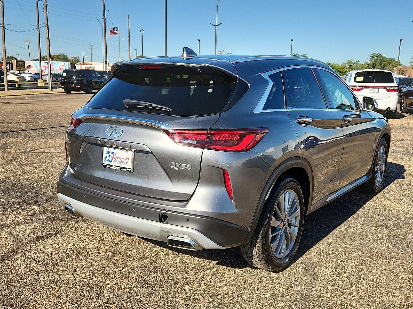 2024 Infiniti QX50 Luxe photo 4