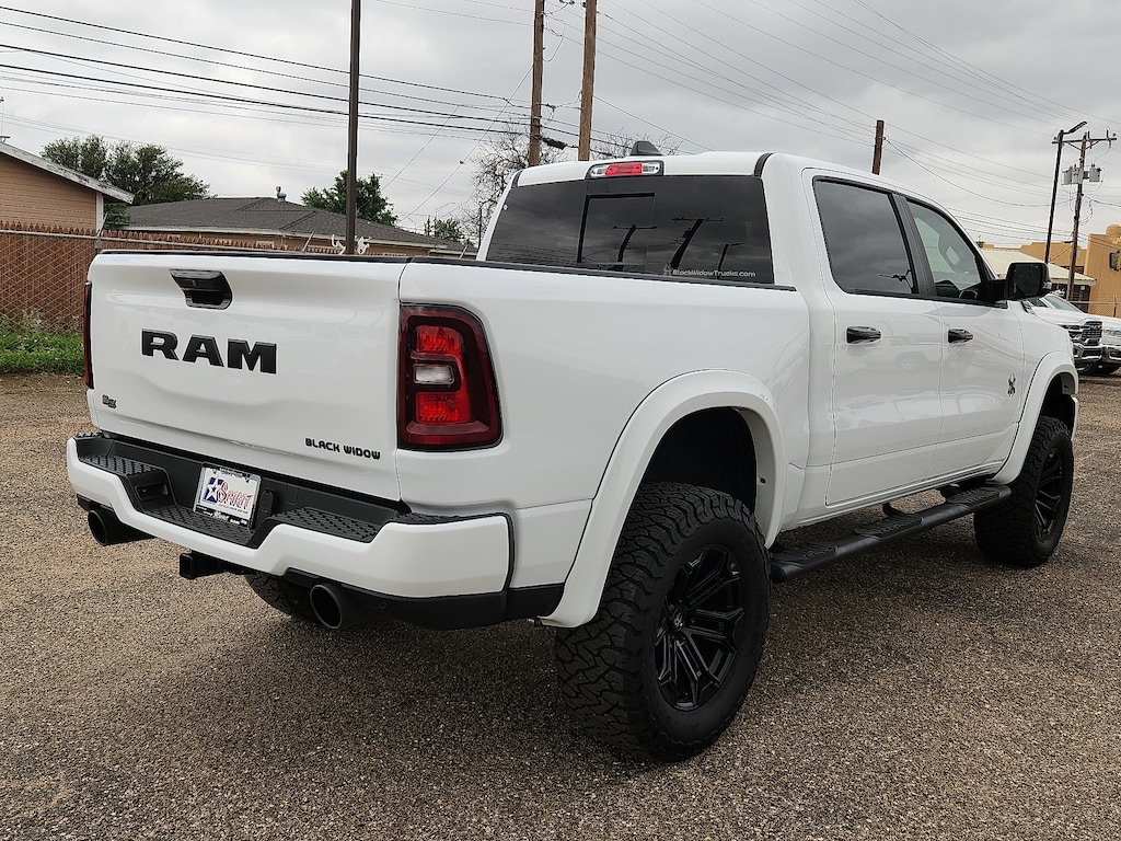 Used 2025 RAM 1500 Big Horn/Lone Star 4x4 Crew Cab 144.5 in. WB