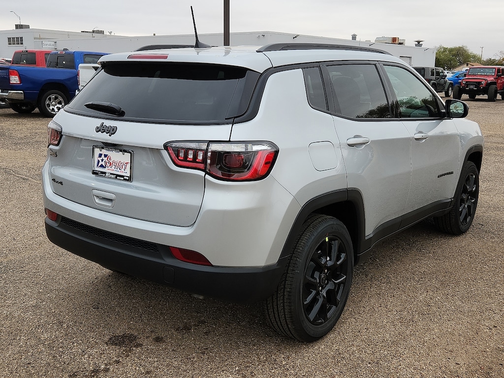 New 2026 Jeep Compass LATITUDE ALTITUDE 4X4 Sport Utility