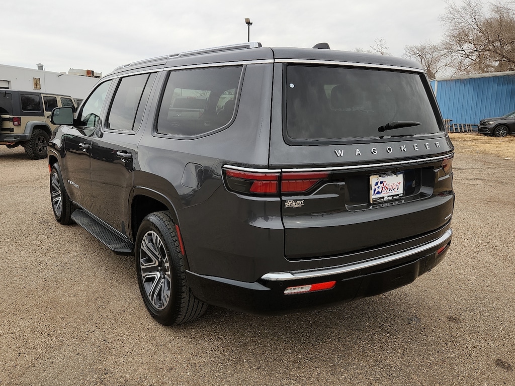 Used 2024 Jeep Wagoneer Series II 4x2