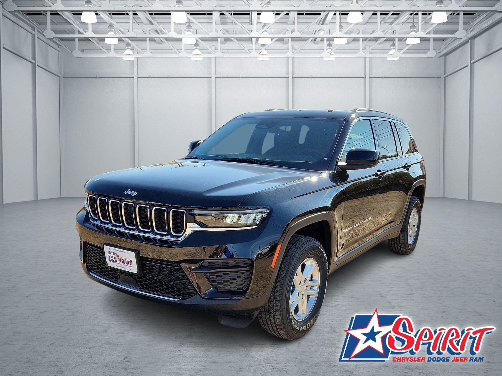 2025 Jeep Grand Cherokee Laredo's photo