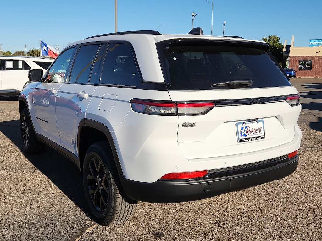New 2025 Jeep Grand Cherokee ALTITUDE 4X2 Sport Utility