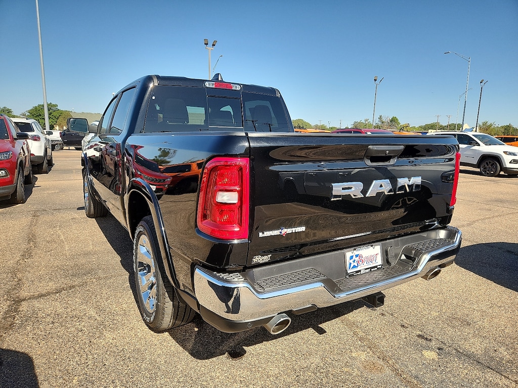 New 2026 Ram 1500 LONE STAR CREW CAB 4X2 5'7 BOX Pickup