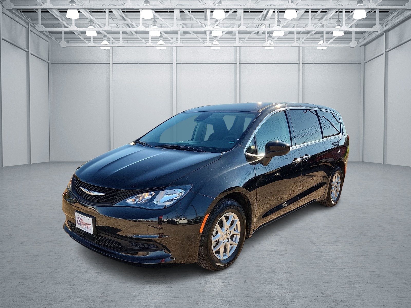 2023 Chrysler Voyager Van 
