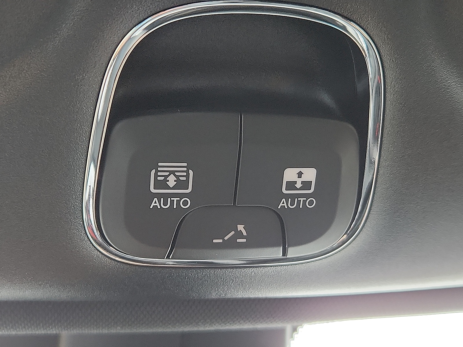 2025 Jeep Compass Limited - Photo 16