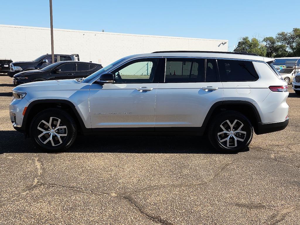 Used 2024 Jeep Grand Cherokee L Limited 4x4