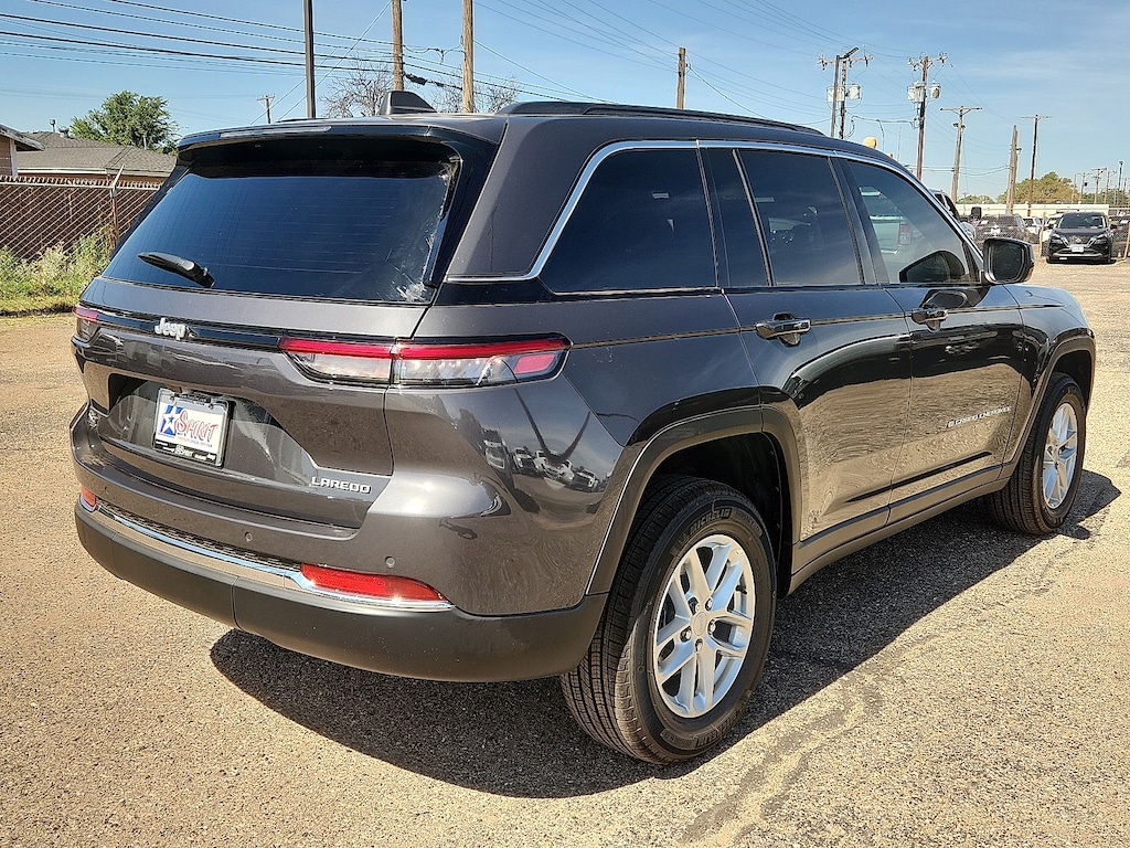 New 2026 Jeep Grand Cherokee LAREDO X 4X2 Sport Utility