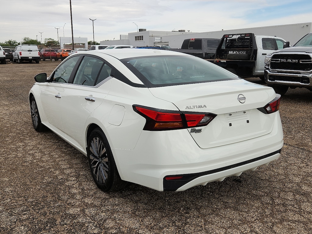 Used 2025 Nissan Altima SV