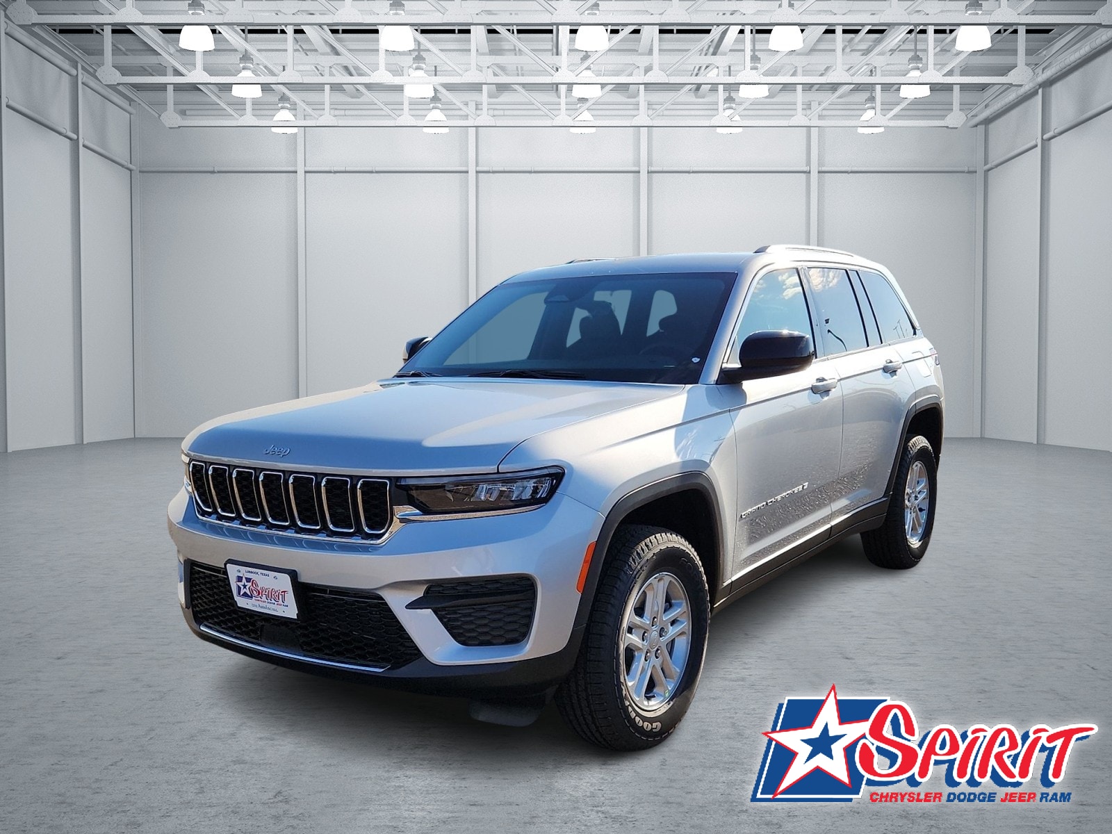 2025 Jeep Grand Cherokee Laredo's photo