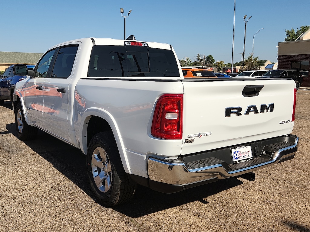 New 2026 Ram 1500 LONE STAR CREW CAB 4X4 5'7 BOX Pickup