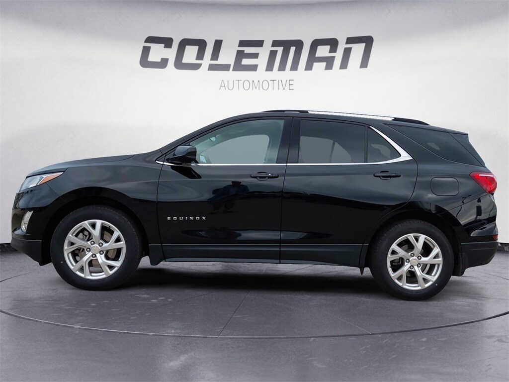 2020 Chevrolet Equinox LT photo 2