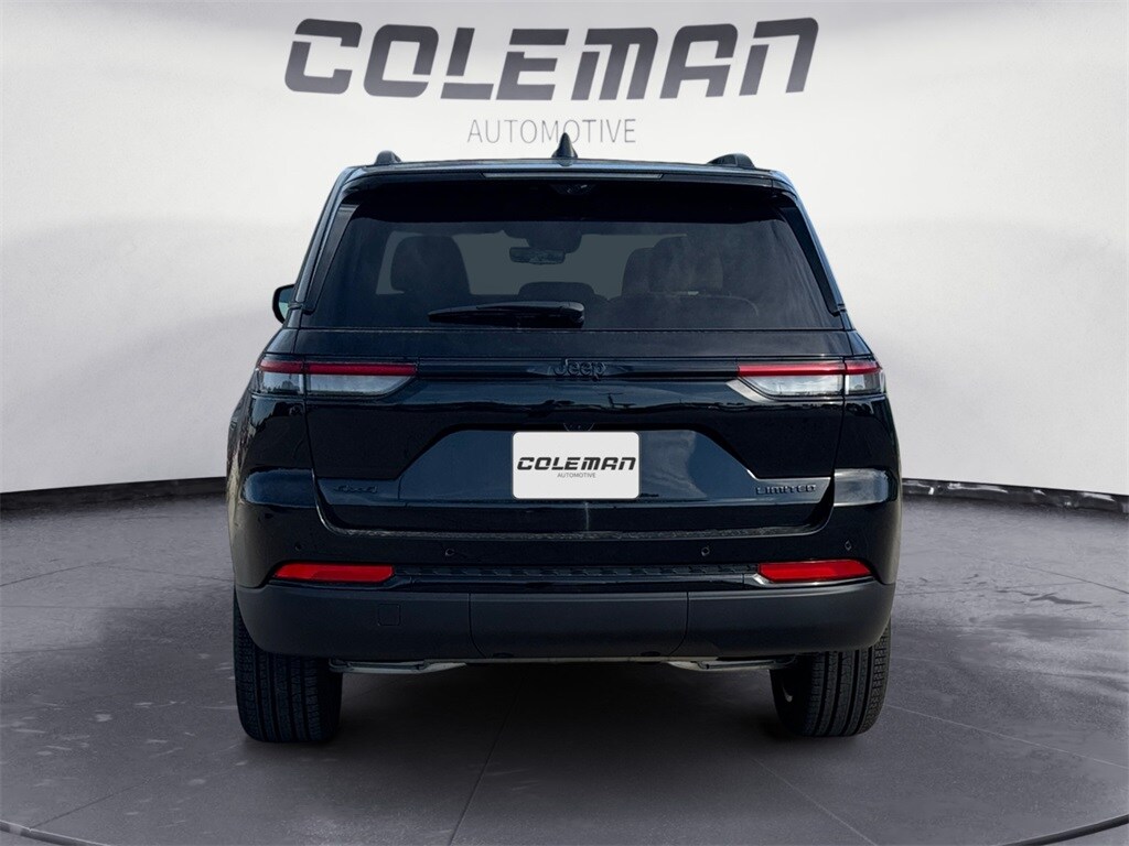 2025 Jeep Grand Cherokee Limited photo 3