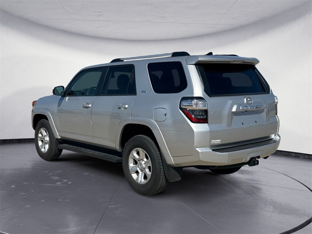 2024 Toyota 4Runner SR5 photo 3