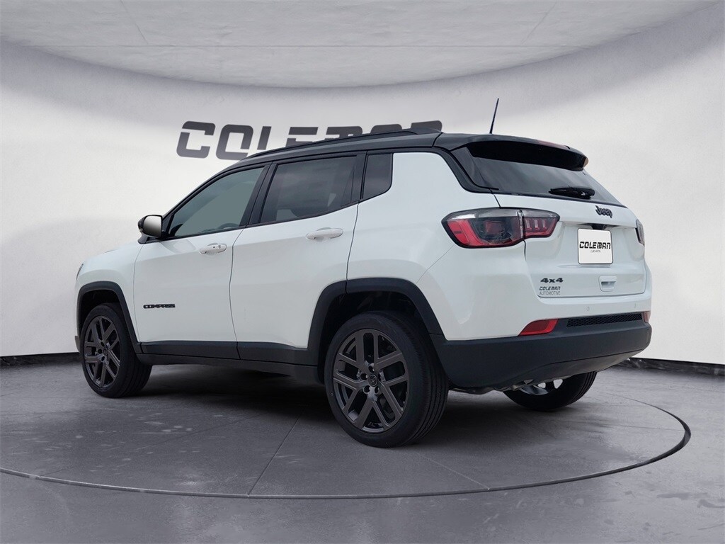 2025 Jeep Compass Limited photo 2