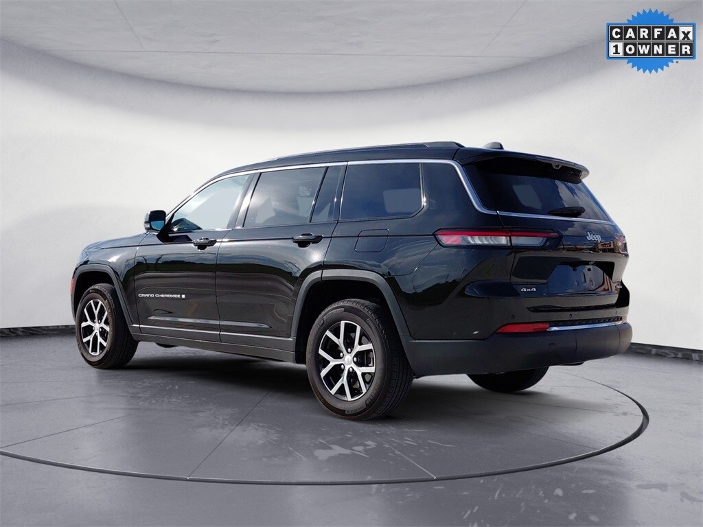 2024 Jeep Grand Cherokee Limited photo 3