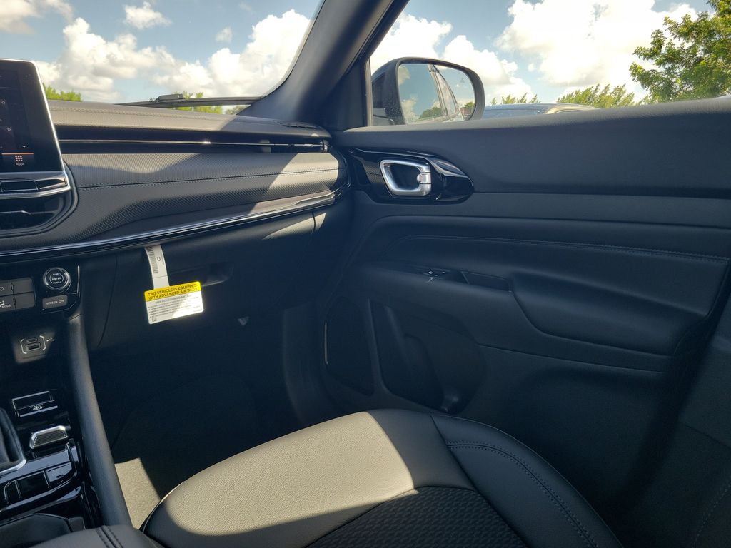 2026 Jeep Compass Latitude - photo 17
