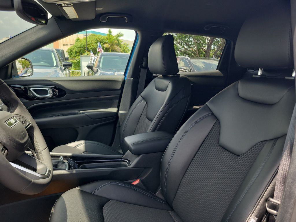 2026 Jeep Compass Latitude - photo 21
