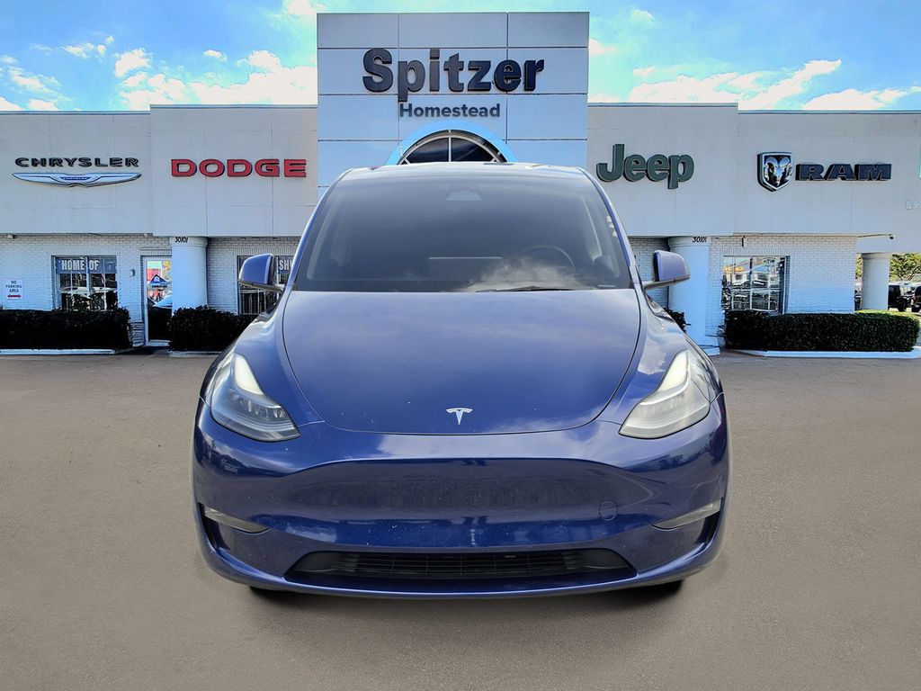 2023 Tesla Model Y Long Range - photo 2