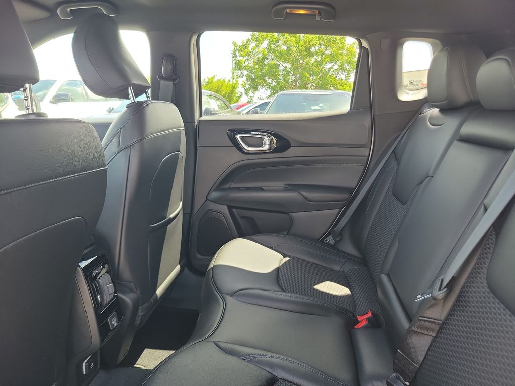 2026 Jeep Compass Latitude - photo 12