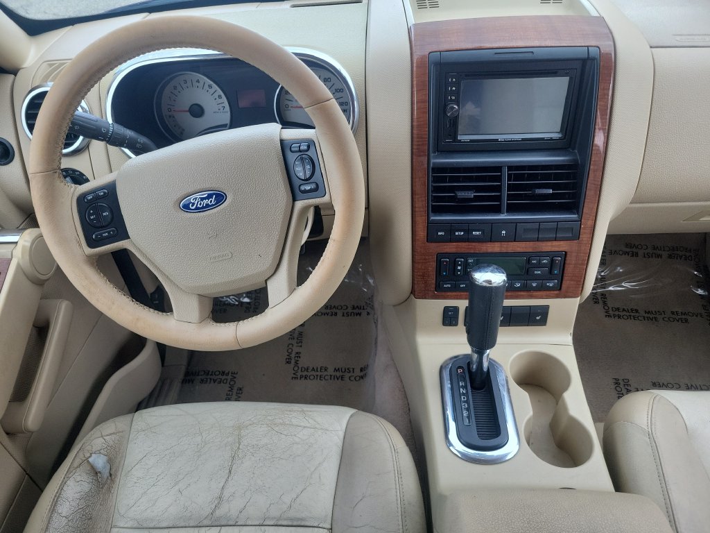 2006 Ford Explorer Eddie Bauer - photo 12