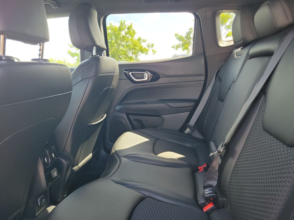 2026 Jeep Compass Latitude - photo 13