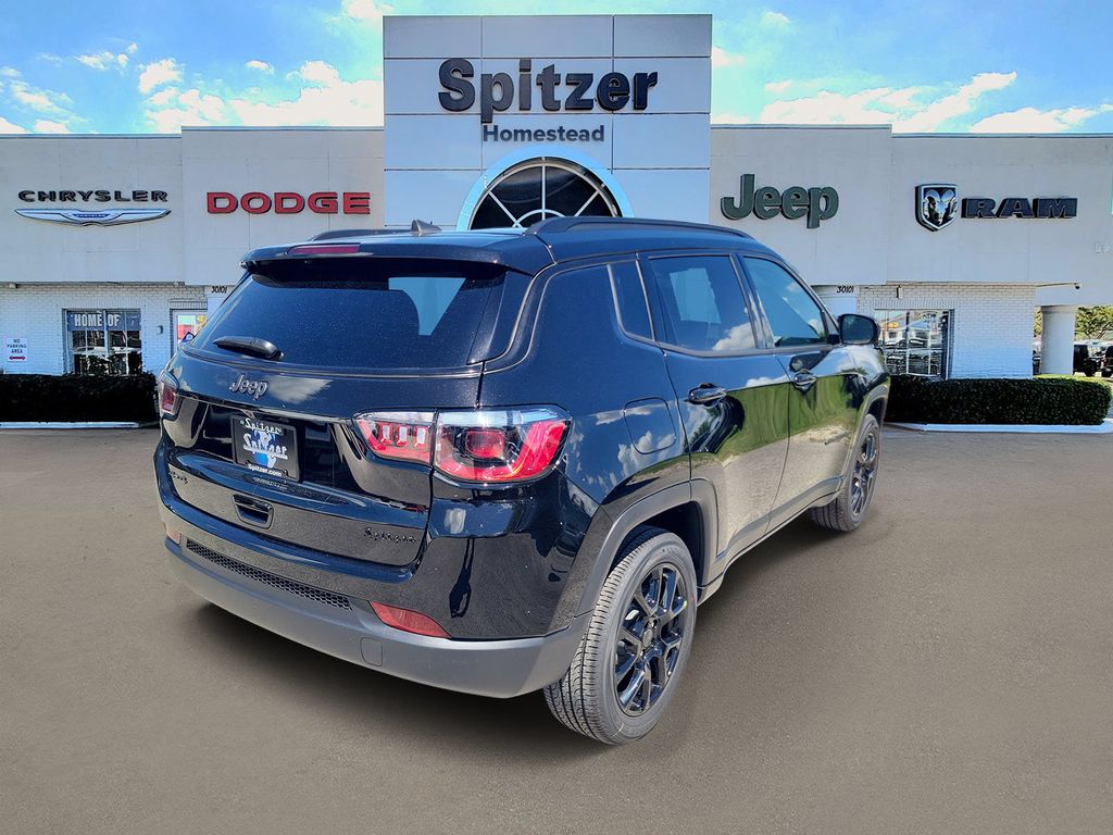 2026 Jeep Compass Latitude - photo 3